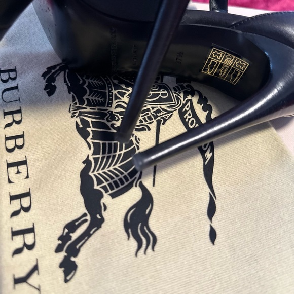 Authentic Burberry ankle boots - Picture 4 of 7